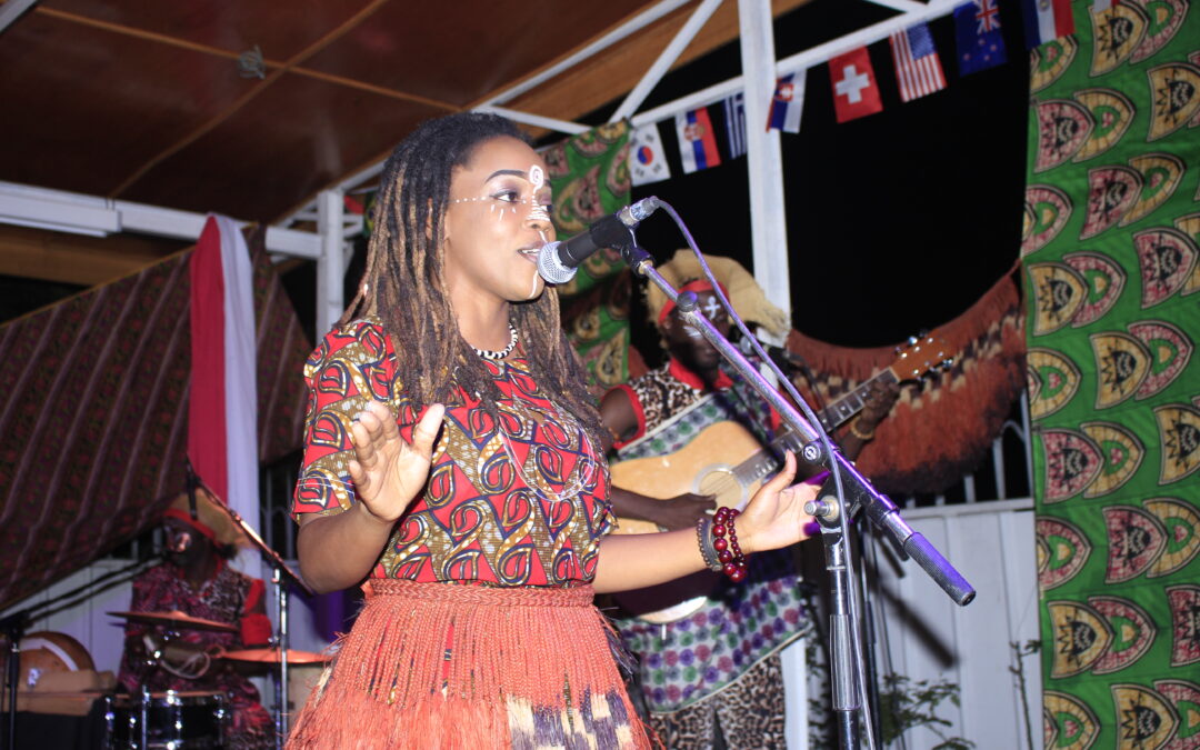 Une voix qui soigne et qui réveille